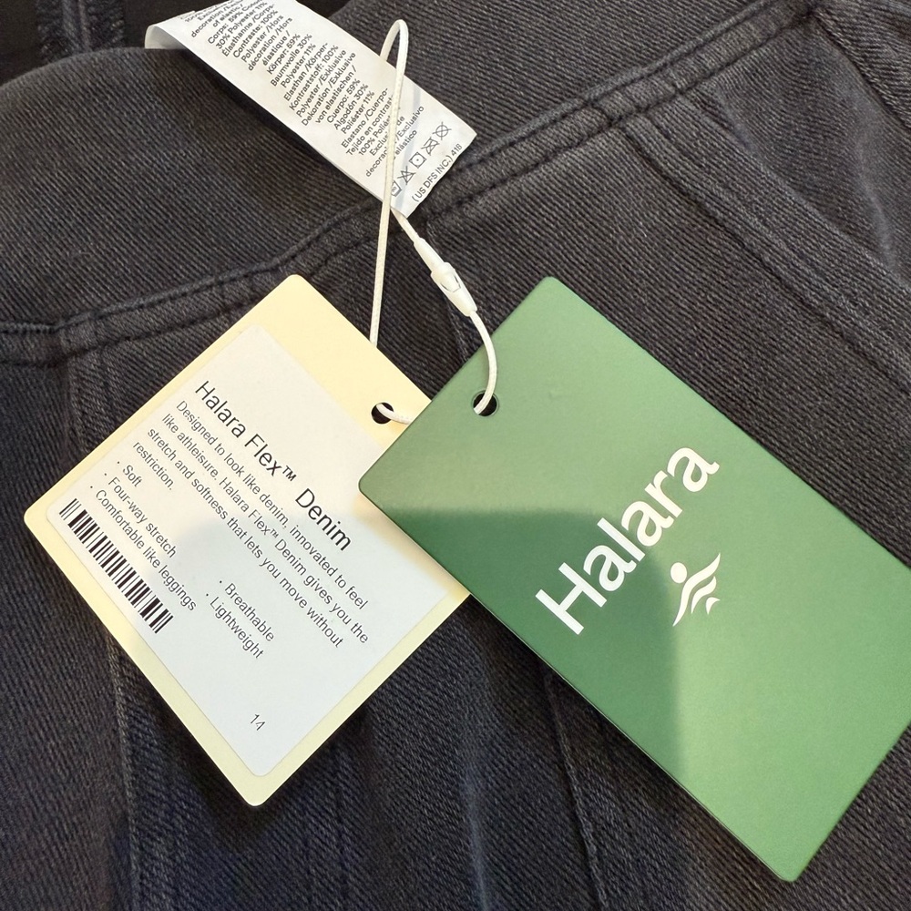 HALARA Flex Mid Rise Straight Leg Cargo Jeans - Picture 12 of 16